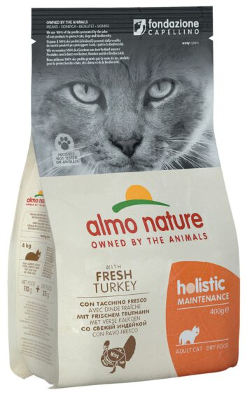 AN Holistic Kat met Kalkoen