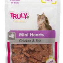 Truly Snacks Cat Mini Hearts